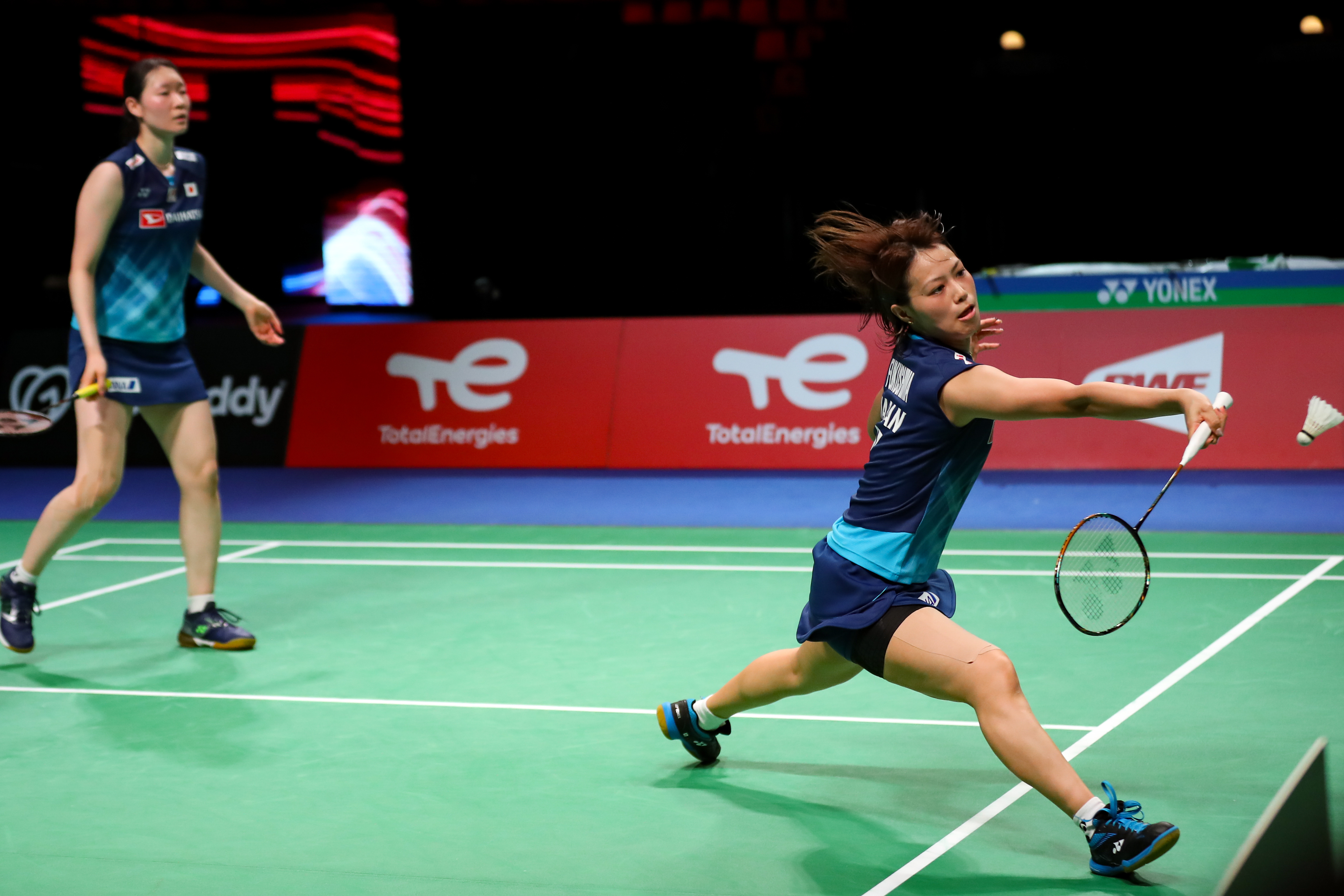 上的表现提 上的表现提