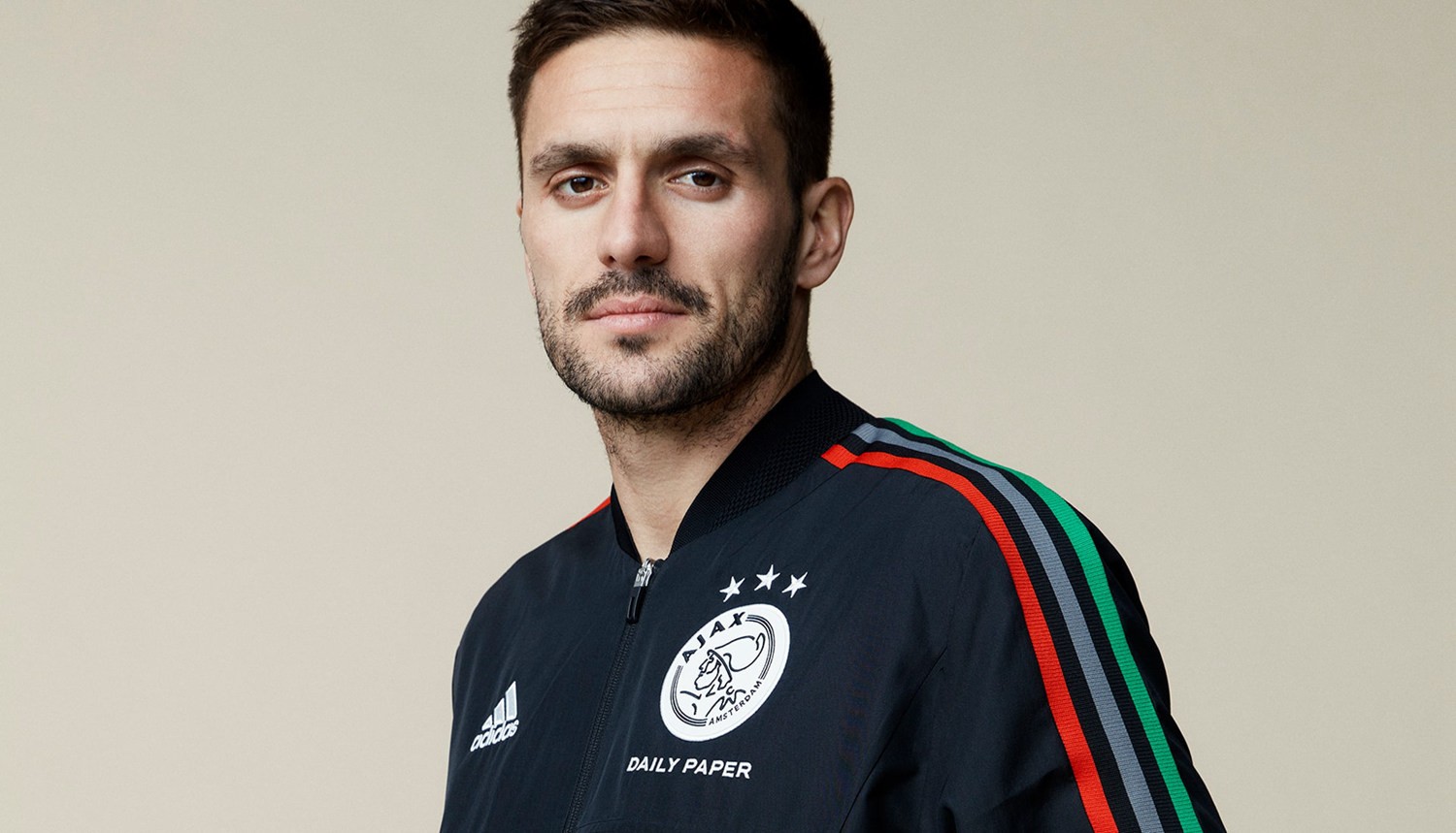 在公布财务 在公布财务